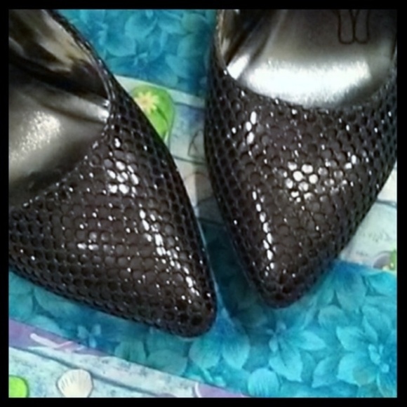 NEW Baby Phat Brand Black Heels 4.5" heels. - Picture 4 of 4